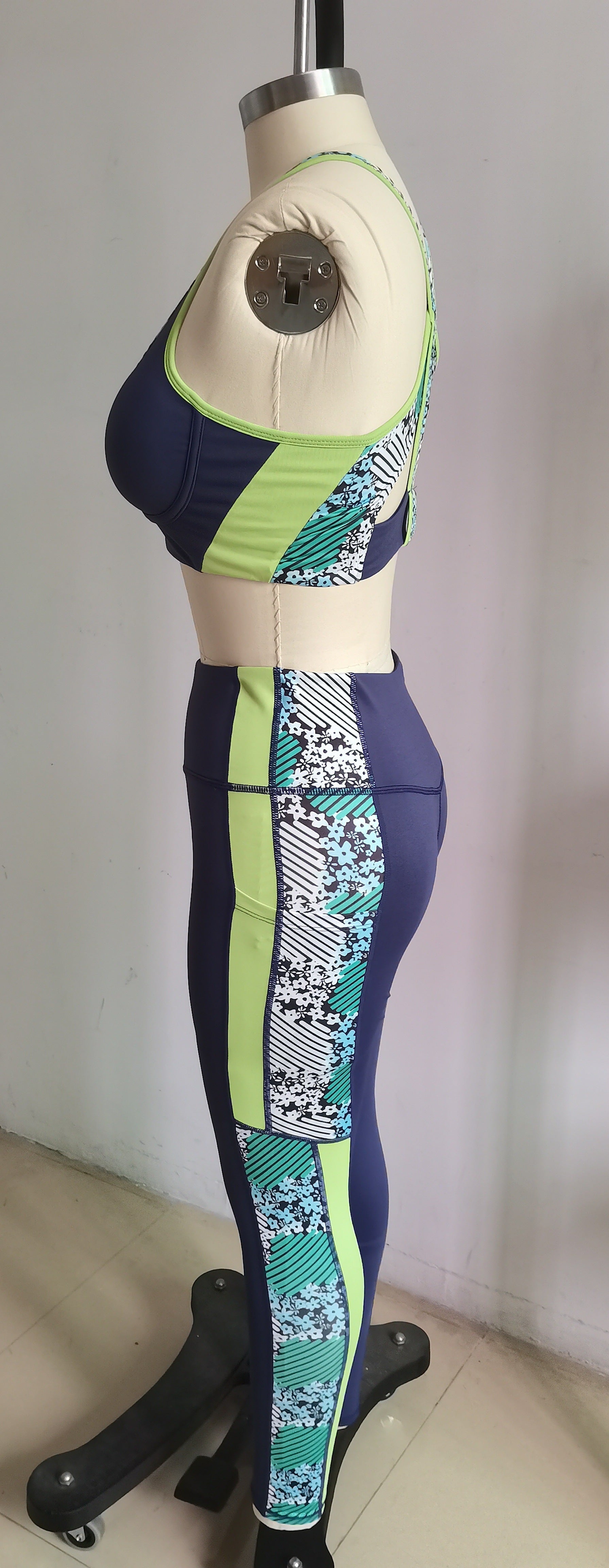 Shoprizo™ Printed Yoga Set