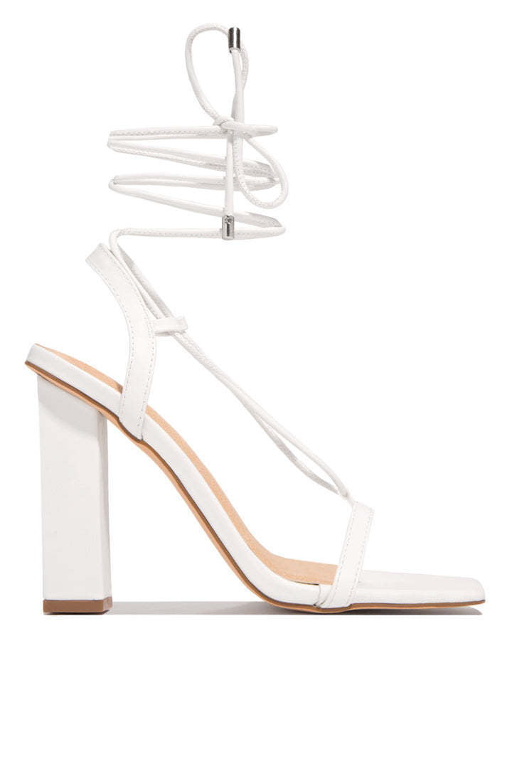 GlamLace™ Square Toe Sandals